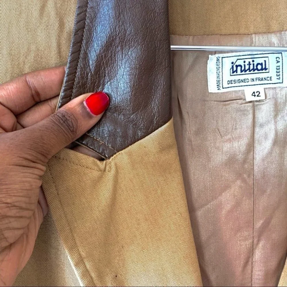 VINTAGE OVERSIZED TAN BLAZER MADE IN HONG KONG WOMEN SIZE LARGE - Picture 6 of 10